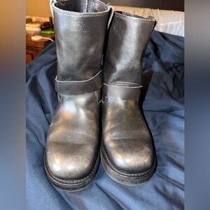 Thursday moto boots size 8